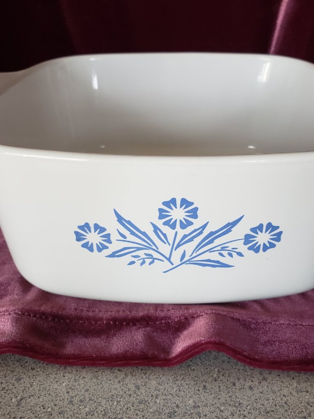 VTG CORNING WARE BLUE CORNFLOWER SQUARE CASSEROLE DISH
